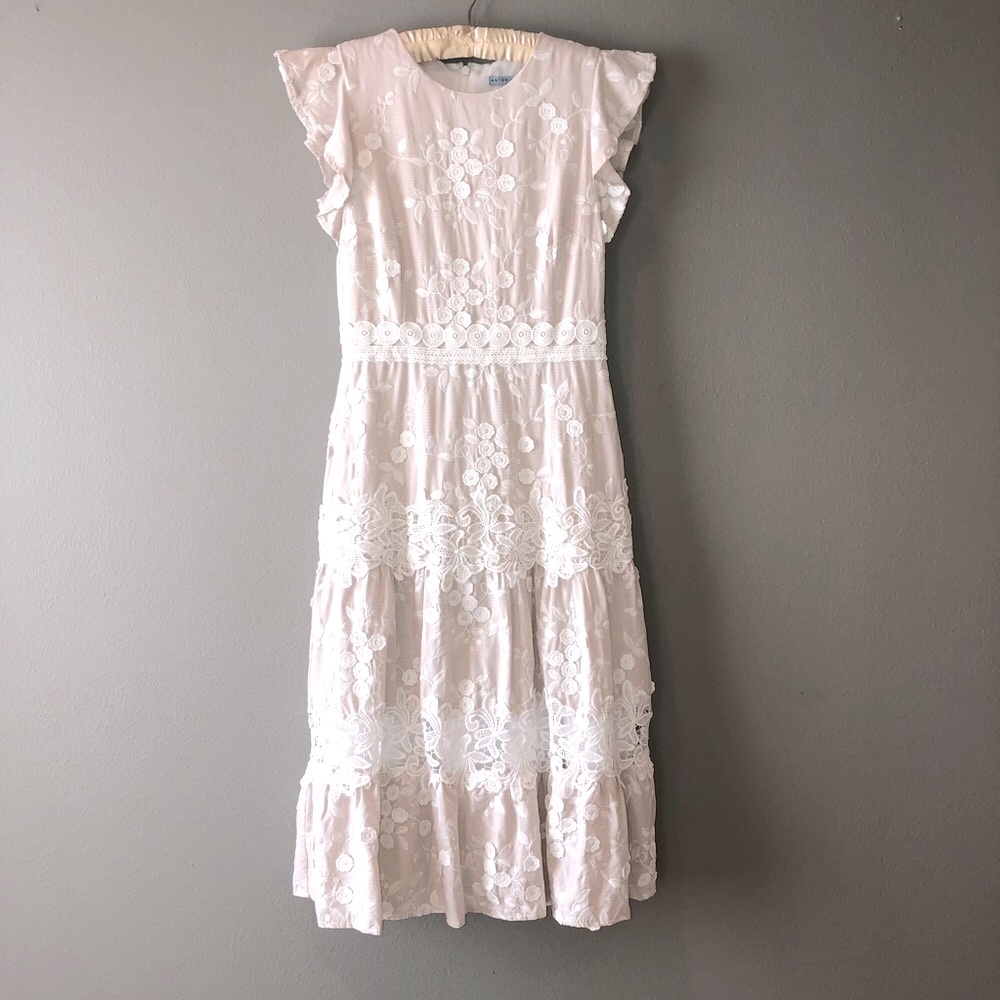Antonio Melani Tiered Appliqué Midi Dress Size 2